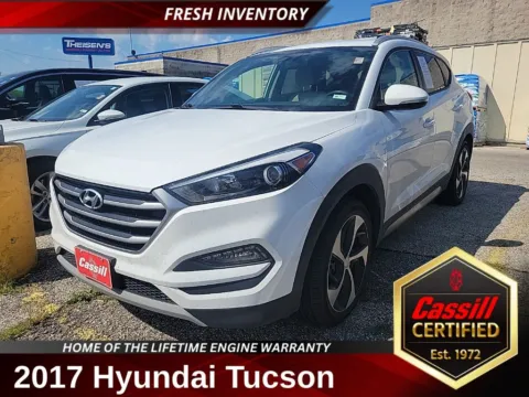 White 2017 Hyundai Tucson Sport for sale in Cedar Rapids, IA