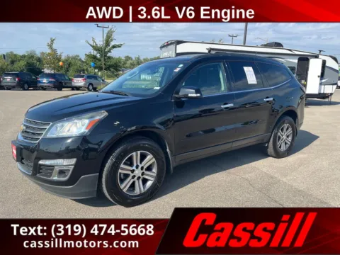 Black 2017 Chevrolet Traverse 2LT for sale in Cedar Rapids, IA