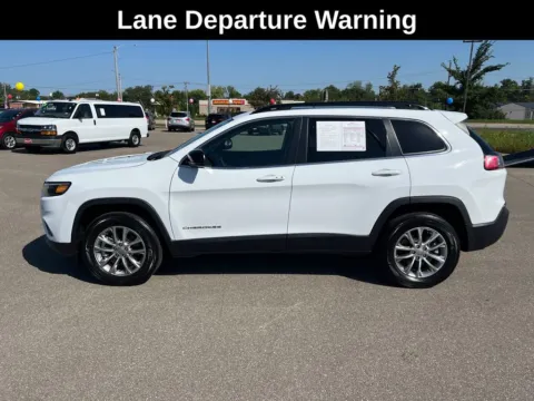 Photos of 2022 Jeep Cherokee Latitude Lux for sale in Cedar Rapids, IA at Cassill Motors