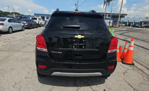 More photos of 2022 Chevrolet Trax LT at Cassill Motors, IA