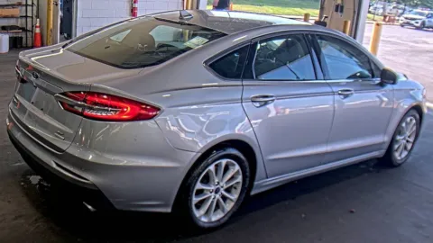 More photos of 2020 Ford Fusion SE at Cassill Motors, IA
