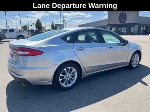 More photos of 2020 Ford Fusion SE at Cassill Motors, IA