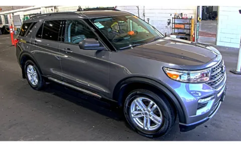 Photos of 2022 Ford Explorer XLT for sale in Cedar Rapids, IA at Cassill Motors