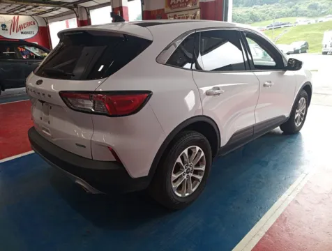 More photos of 2020 Ford Escape SE at Cassill Motors, IA
