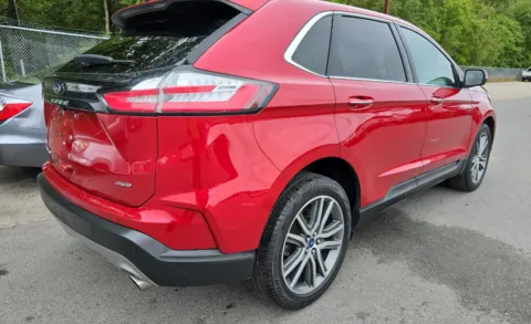 More photos of 2022 Ford Edge Titanium at Cassill Motors, IA