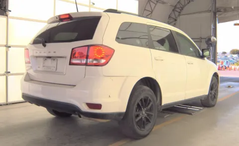 More photos of 2019 Dodge Journey SE at Cassill Motors, IA