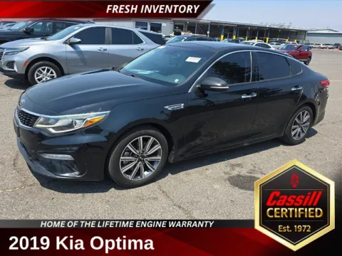 Black 2019 Kia Optima EX for sale in Cedar Rapids, IA