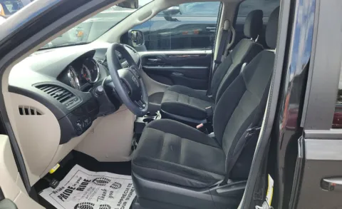 More photos of 2017 Dodge Grand Caravan SE at Cassill Motors, IA