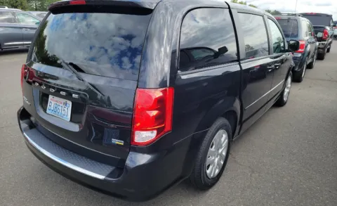 More photos of 2017 Dodge Grand Caravan SE at Cassill Motors, IA
