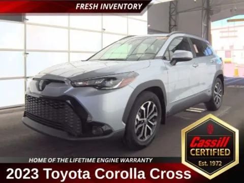Silver 2023 Toyota Corolla Cross Hybrid SE for sale in Cedar Rapids, IA