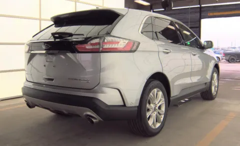 More photos of 2020 Ford Edge Titanium at Cassill Motors, IA