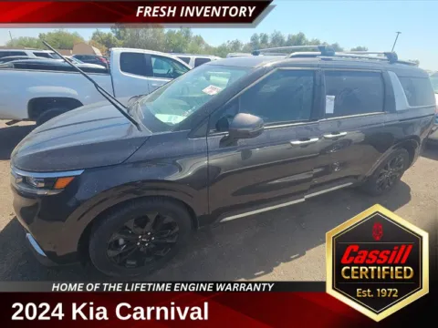 Gray 2024 Kia Carnival SX Prestige for sale in Cedar Rapids, IA