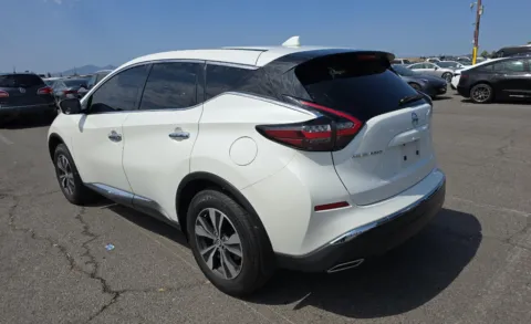 More photos of 2020 Nissan Murano S at Cassill Motors, IA