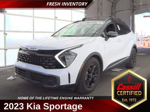 White 2023 Kia Sportage X-Pro Prestige for sale in Cedar Rapids, IA