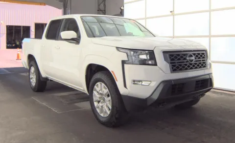 Photos of 2024 Nissan Frontier SV for sale in Cedar Rapids, IA at Cassill Motors