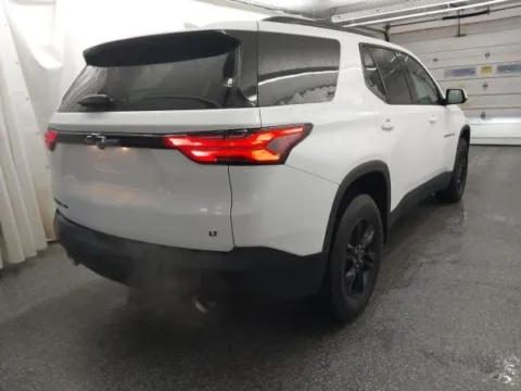More photos of 2023 Chevrolet Traverse LT at Cassill Motors, IA