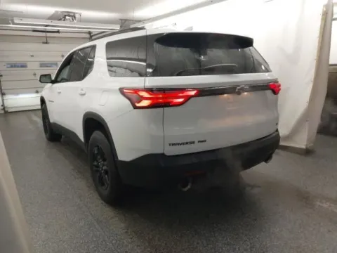 Photos of 2023 Chevrolet Traverse LT for sale in Cedar Rapids, IA at Cassill Motors
