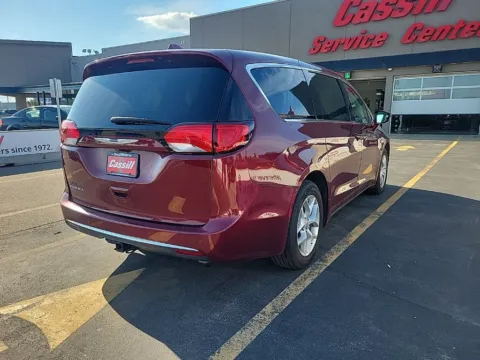 More photos of 2018 Chrysler Pacifica Touring Plus at Cassill Motors, IA