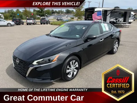 Black 2024 Nissan Altima 2.5 S for sale in Cedar Rapids, IA
