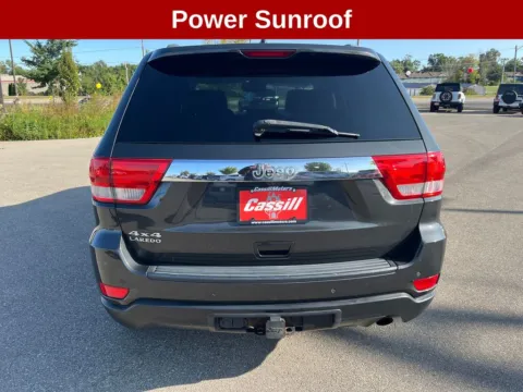 More photos of 2011 Jeep Grand Cherokee Laredo at Cassill Motors, IA