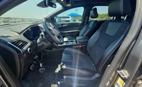 More photos of 2024 Ford Edge ST at Cassill Motors, IA