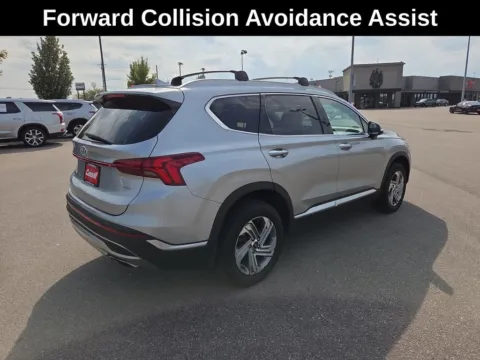 More photos of 2022 Hyundai Santa Fe SEL at Cassill Motors, IA