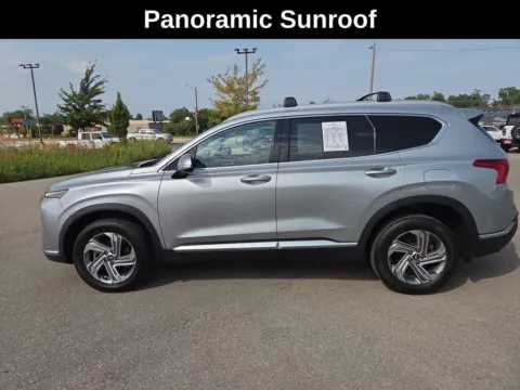 Photos of 2022 Hyundai Santa Fe SEL for sale in Cedar Rapids, IA at Cassill Motors