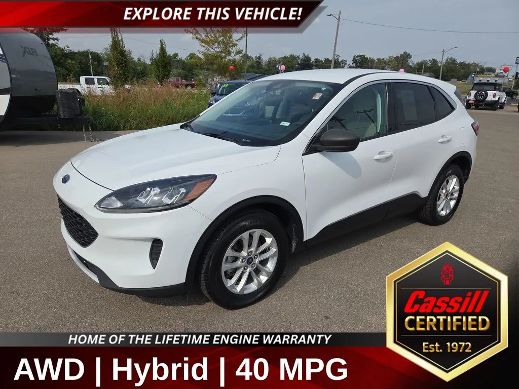 2022 Ford Escape Hybrid SE