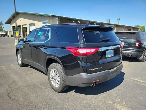 Another view of 2021 Chevrolet Traverse LT for sale in Cedar Rapids, IA at Cassill Motors