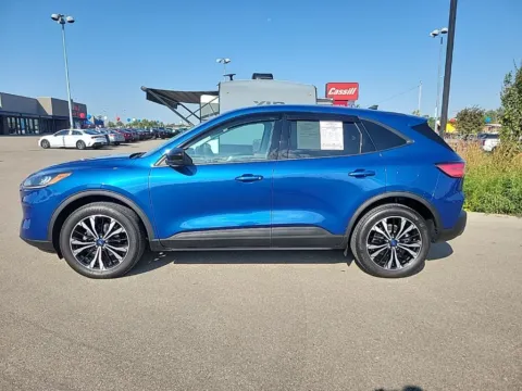 Photos of 2022 Ford Escape SE for sale in Cedar Rapids, IA at Cassill Motors