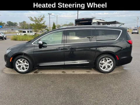 Photos of 2019 Chrysler Pacifica Limited for sale in Cedar Rapids, IA at Cassill Motors