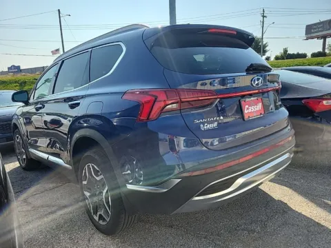 More photos of 2023 Hyundai Santa Fe Hybrid SEL Premium at Cassill Motors, IA