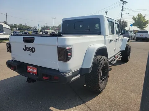 More photos of 2022 Jeep Gladiator Rubicon at Cassill Motors, IA