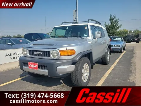 Silver 2007 Toyota FJ Cruiser for sale in Cedar Rapids, IA