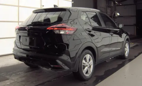 More photos of 2022 Nissan Kicks S at Cassill Motors, IA