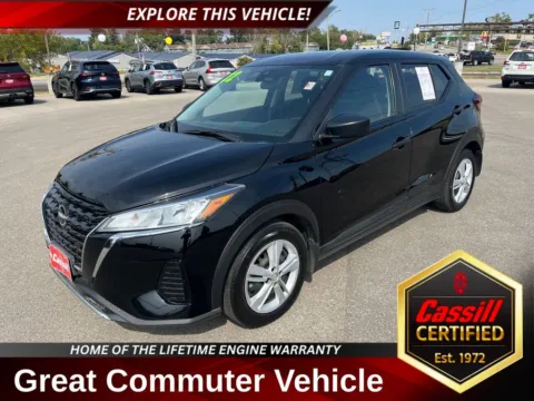 Black 2022 Nissan Kicks S for sale in Cedar Rapids, IA