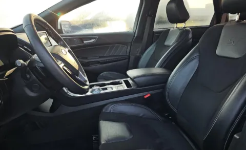 More photos of 2024 Ford Edge ST at Cassill Motors, IA