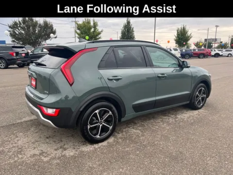 More photos of 2023 Kia Niro Plug-In Hybrid EX at Cassill Motors, IA
