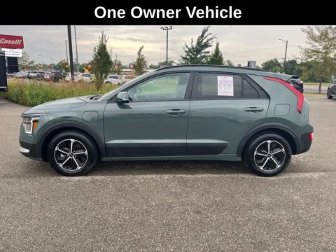 Photos of 2023 Kia Niro Plug-In Hybrid EX for sale in Cedar Rapids, IA at Cassill Motors