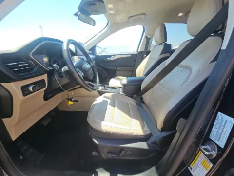 More photos of 2021 Ford Escape Hybrid SEL at Cassill Motors, IA