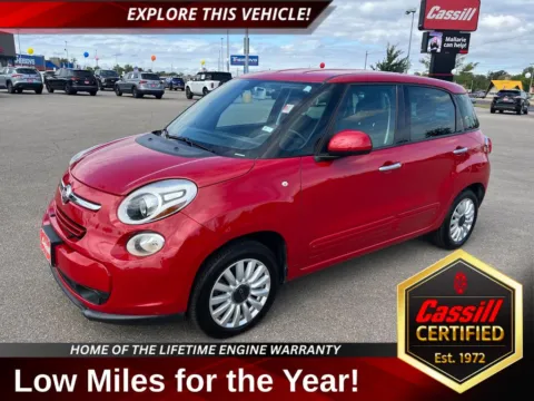 Red 2016 Fiat 500L Easy for sale in Cedar Rapids, IA