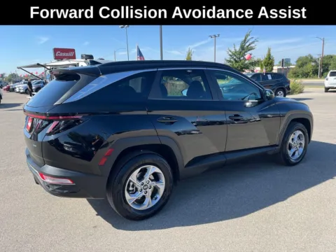 More photos of 2022 Hyundai Tucson SEL at Cassill Motors, IA