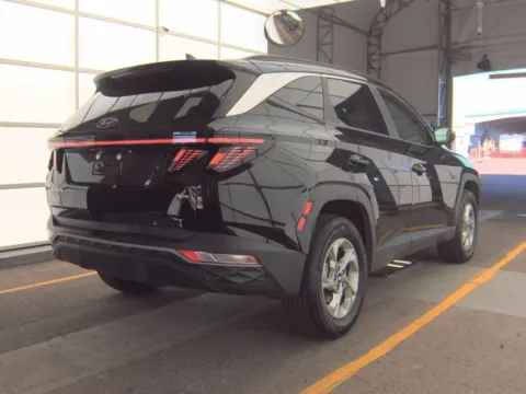 More photos of 2022 Hyundai Tucson SEL at Cassill Motors, IA