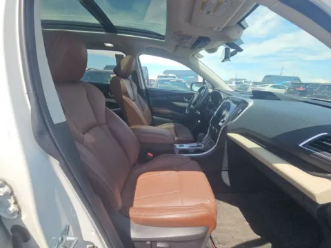 More photos of 2022 Subaru Ascent Touring at Cassill Motors, IA