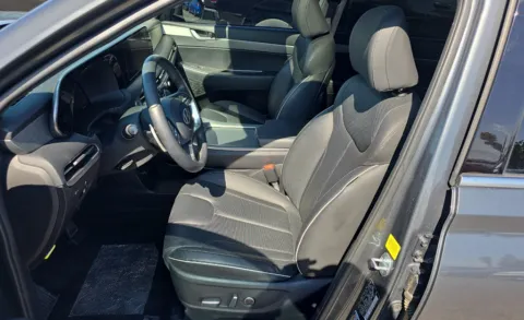 More photos of 2024 Hyundai Palisade XRT at Cassill Motors, IA