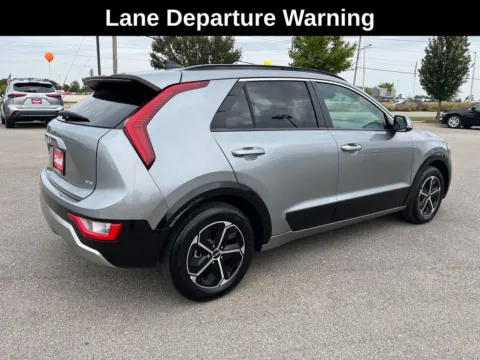 More photos of 2023 Kia Niro SX at Cassill Motors, IA