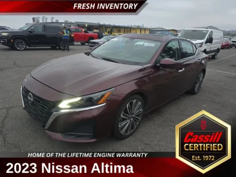 Red 2023 Nissan Altima 2.5 SL for sale in Cedar Rapids, IA
