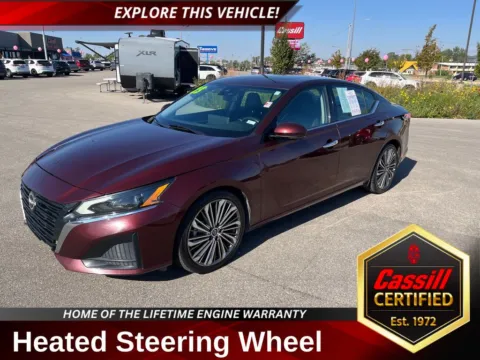 Red 2023 Nissan Altima 2.5 SL for sale in Cedar Rapids, IA