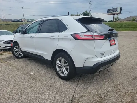 More photos of 2020 Ford Edge SEL at Cassill Motors, IA
