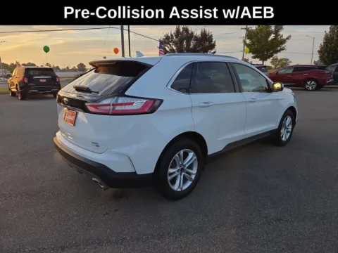 More photos of 2020 Ford Edge SEL at Cassill Motors, IA